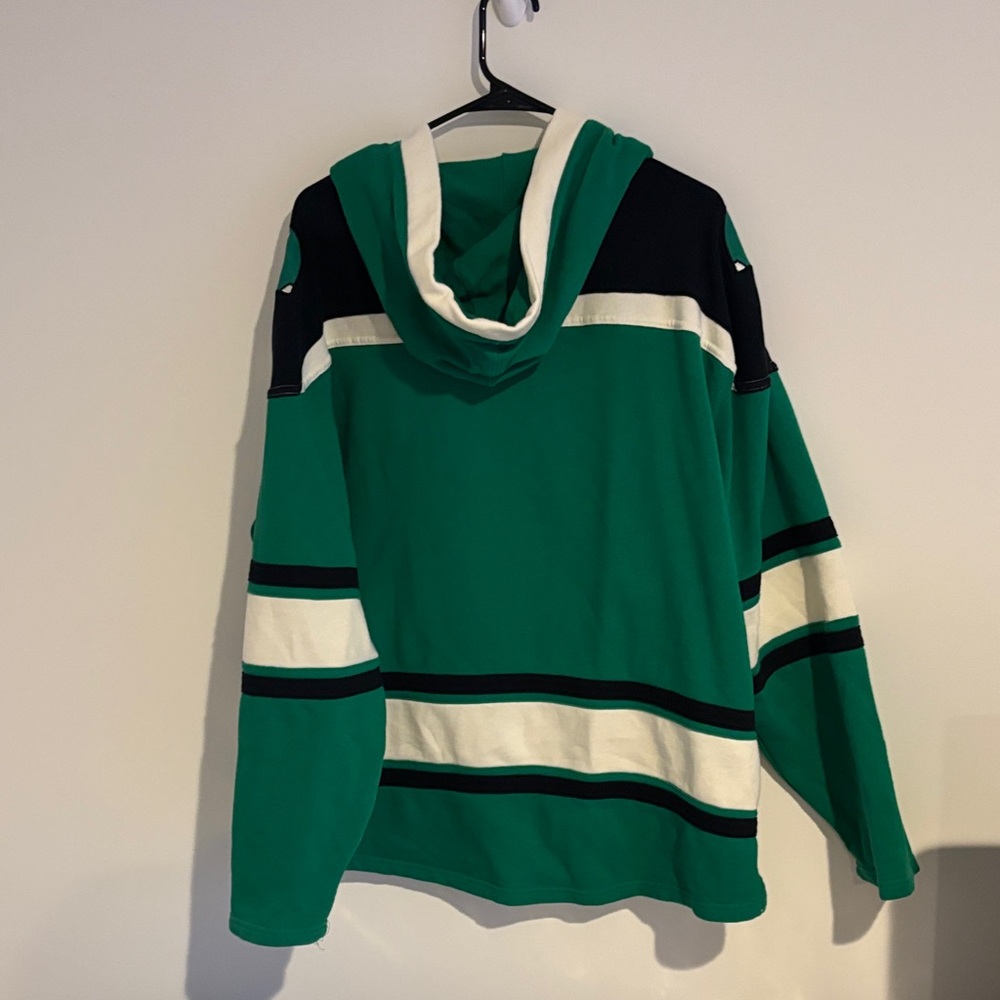 47 Brand Green and Cream Apparel - Picture 7 of 7